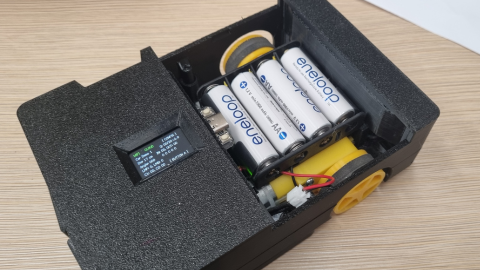 รูปรถ Bento smart car ใส่ถ่าน AA 4 ก้อน รองรับแรงดันรวม 4.8 – 6V (ใช้งานกับถ่านชาร์จ 1.2V ได้)